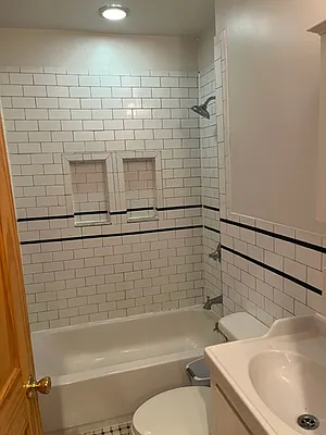 Rented by Alexander Bilu, LREB | media 13