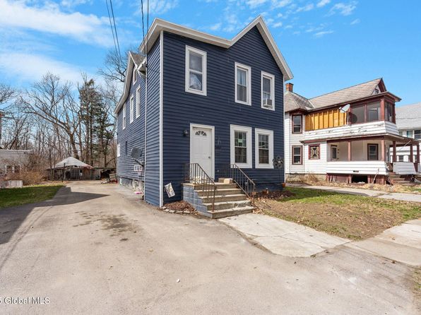 346 Locust Avenue, Amsterdam, NY 12010