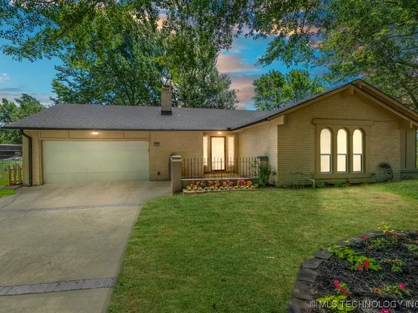 12915 S 120th East Pl, Broken Arrow, OK 74011