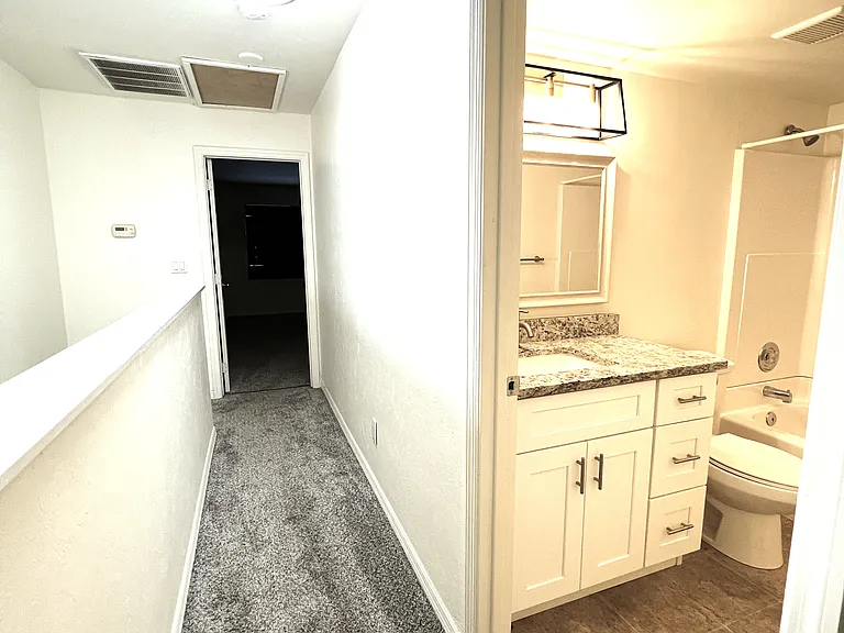 1510 SW 47th Ter #102 — Photo 7