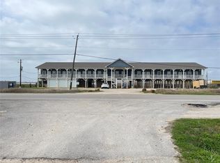 1015 Bluewater Dr #1, Freeport, TX 77541