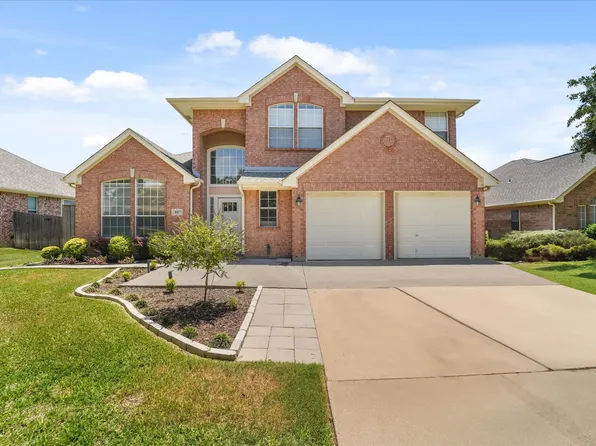 627 Gwyndellons Ln, Grand Prairie, TX 75052