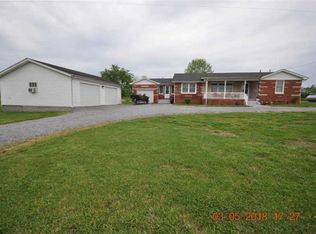 6554 Jackson School Rd, Benton, KY 42025