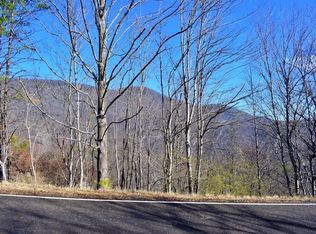 214 Craggy Rock Ln, Landrum, SC 29356