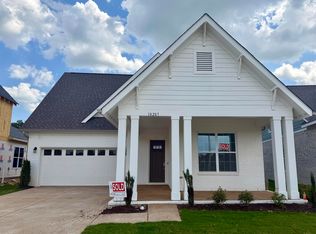 10287 Louanne Dr, Collierville, TN 38017