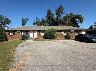 1912 Batts Ln APT B, Clarksville, TN 37042