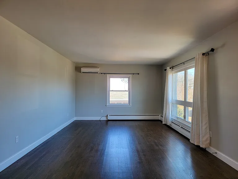 106 E End Ave — Photo 5