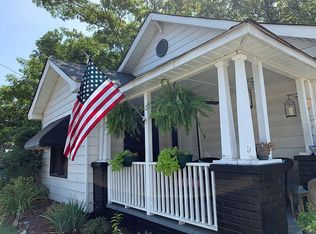 64 Sudderth St, Buford, GA 30518