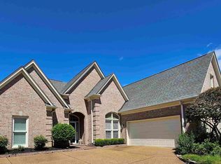 635 Warwick Oaks Ln E, Collierville, TN 38017