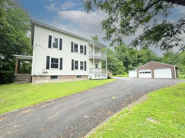 584 Pleasant Street, Lewiston, ME 04240