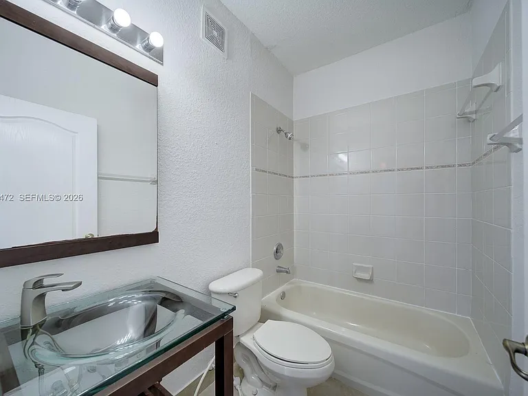 13801 SW 170th Ter — Photo 6