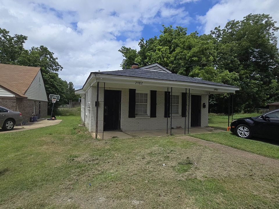1st image of 2982 Shannon Ave