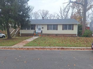 9008 Autoville Dr, College Park, MD 20740