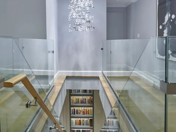 150 East 69th Street image 11 of 23