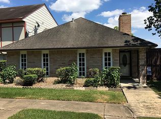 11849 Algonquin Dr, Houston, TX 77089