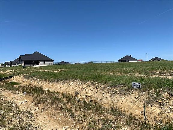 4th image of 308 El Pescado Ct