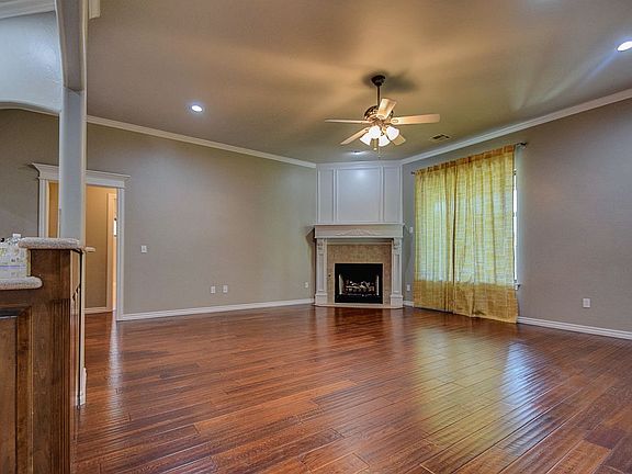 5th image of 2912 SW 139th St