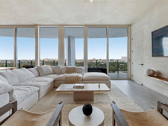 2nd image of 2831 S Bayshore Dr Unit 1606