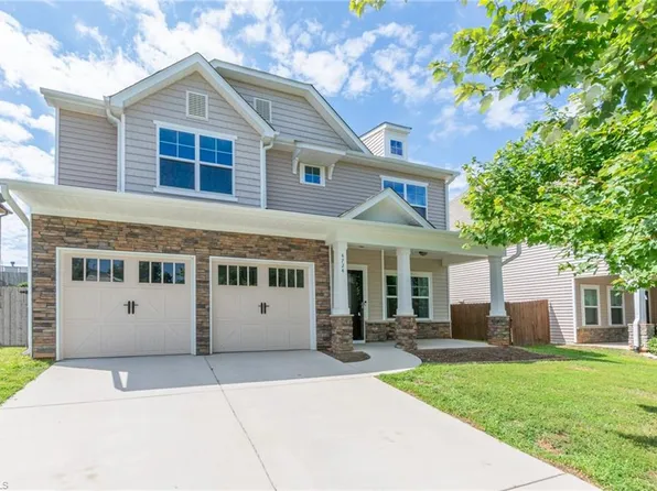4724 Abbey Park Rd, Kernersville, NC 27284