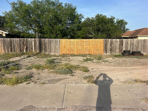 3rd image of 0 S Norton Ave