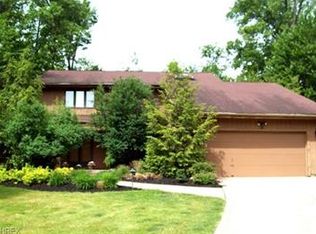 4030 Hemlock Cir, Orange, OH 44022
