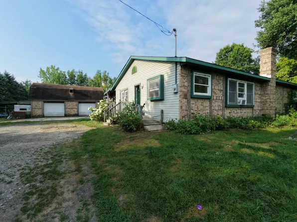 1215 Dale Rd, Beaverton, MI 48612