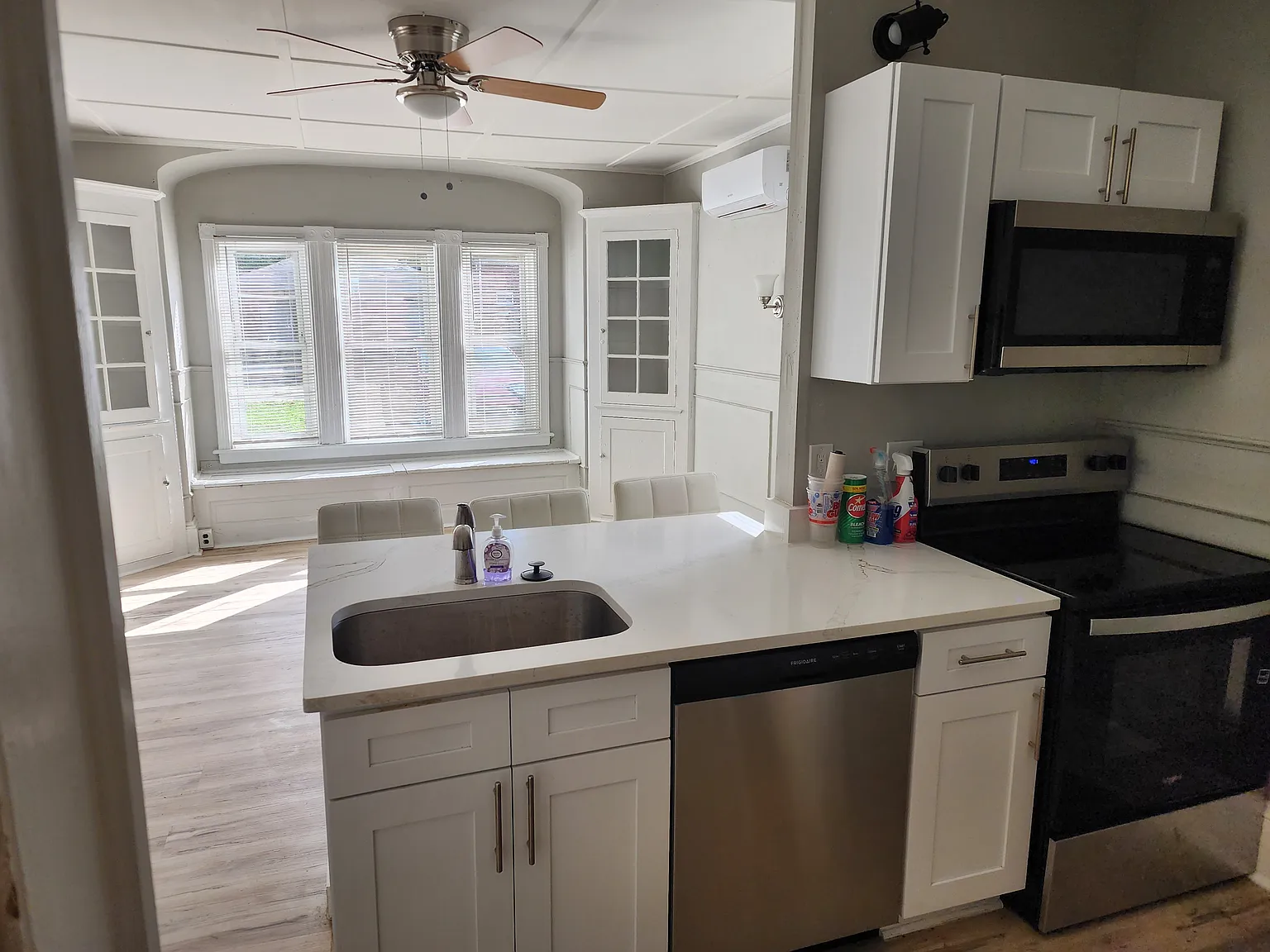 1 bed, 700 sqft, $1,095 — Photo 2