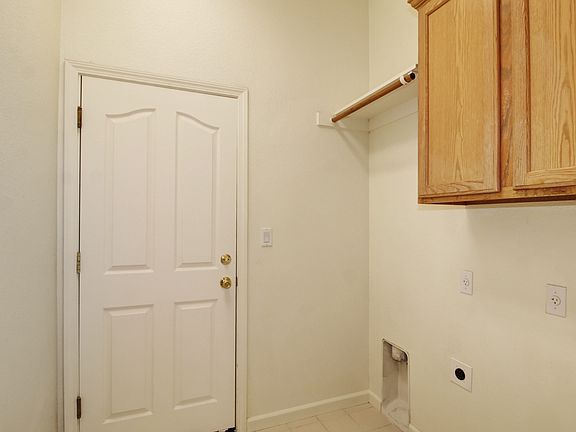5th image of 10220 Jenny Lynn Way