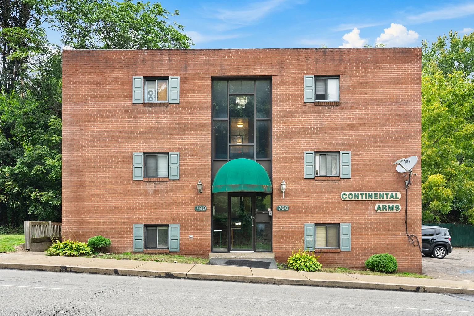 760 5th Ave #11085155 photo 1