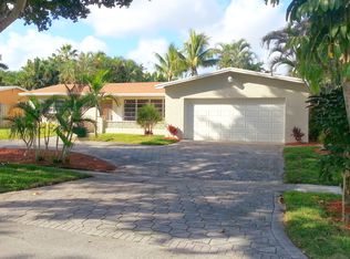 1900 NW 106th Ave, Pembroke Pines, FL 33026