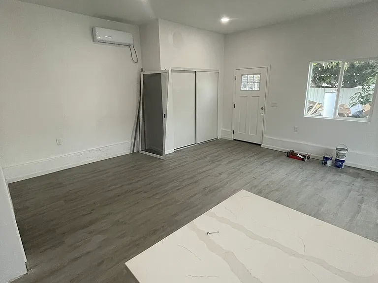 1327 W 219th St #1/2 — Photo 5