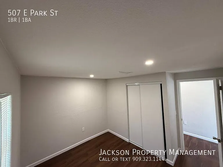 507 E Park St — Photo 12