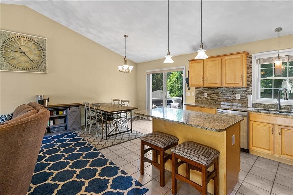 50 Lemac St, Warwick, RI 02889 Zillow