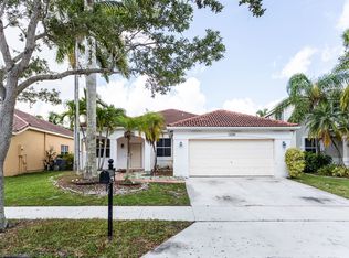 1139 Hidden Valley Way, Fort Lauderdale, FL 33327