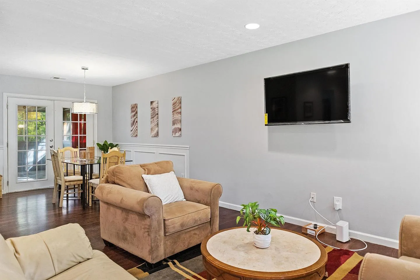 Cozy Stone Mountain Retreat Near Parks & Trails — Photo 3