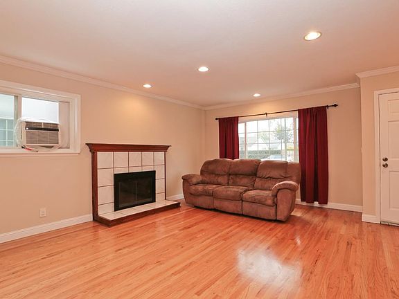 2nd image of 229 Bieber Dr