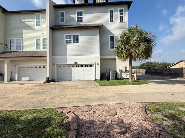 116 Lavaca Cir, Rockport, TX 78382