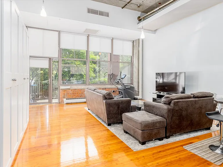 156 Porter St #143 — Photo 3