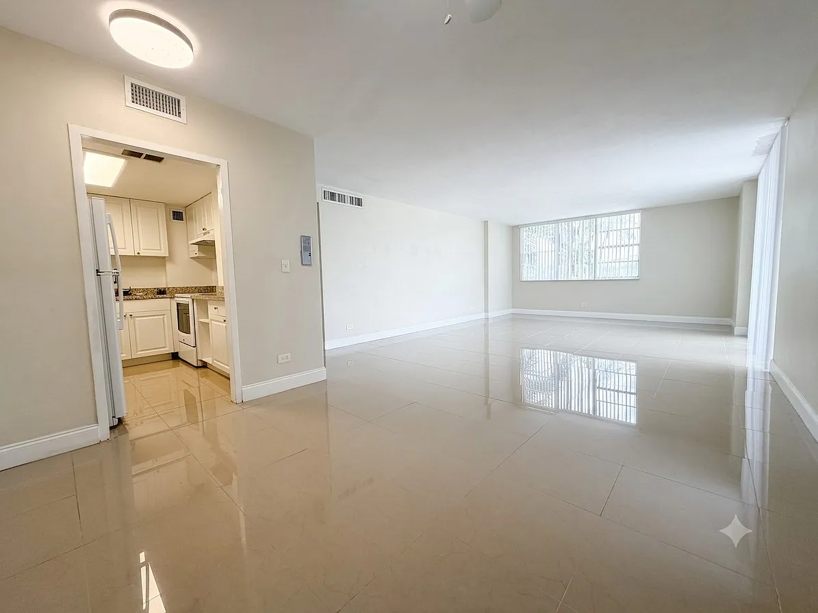 2800 N Flagler Dr #211 - 1 — Photo 4