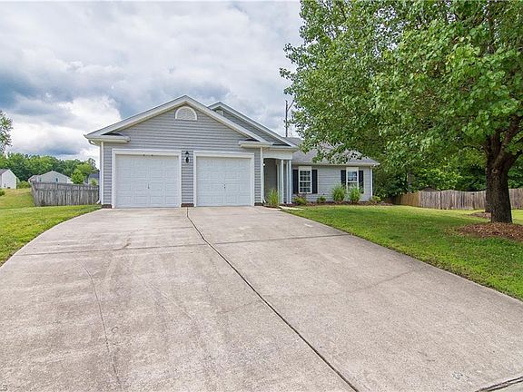 2nd image of 512 Woodhollow Ct