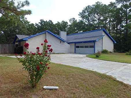 1st image of 164 Lakeshore Dr