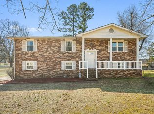 182 Mitchell Ln, Rossville, GA 30741