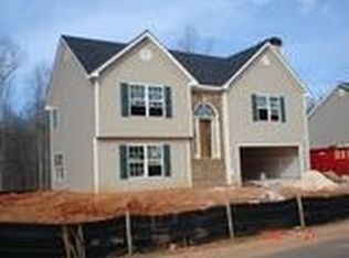 550 Maple Forge Dr, Athens, GA 30606