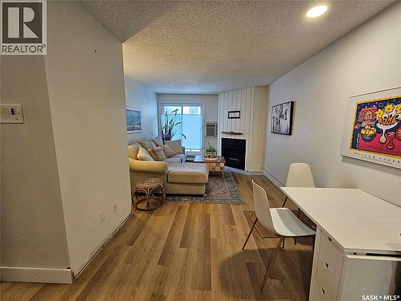2nd image of 207 4th Ave N #512