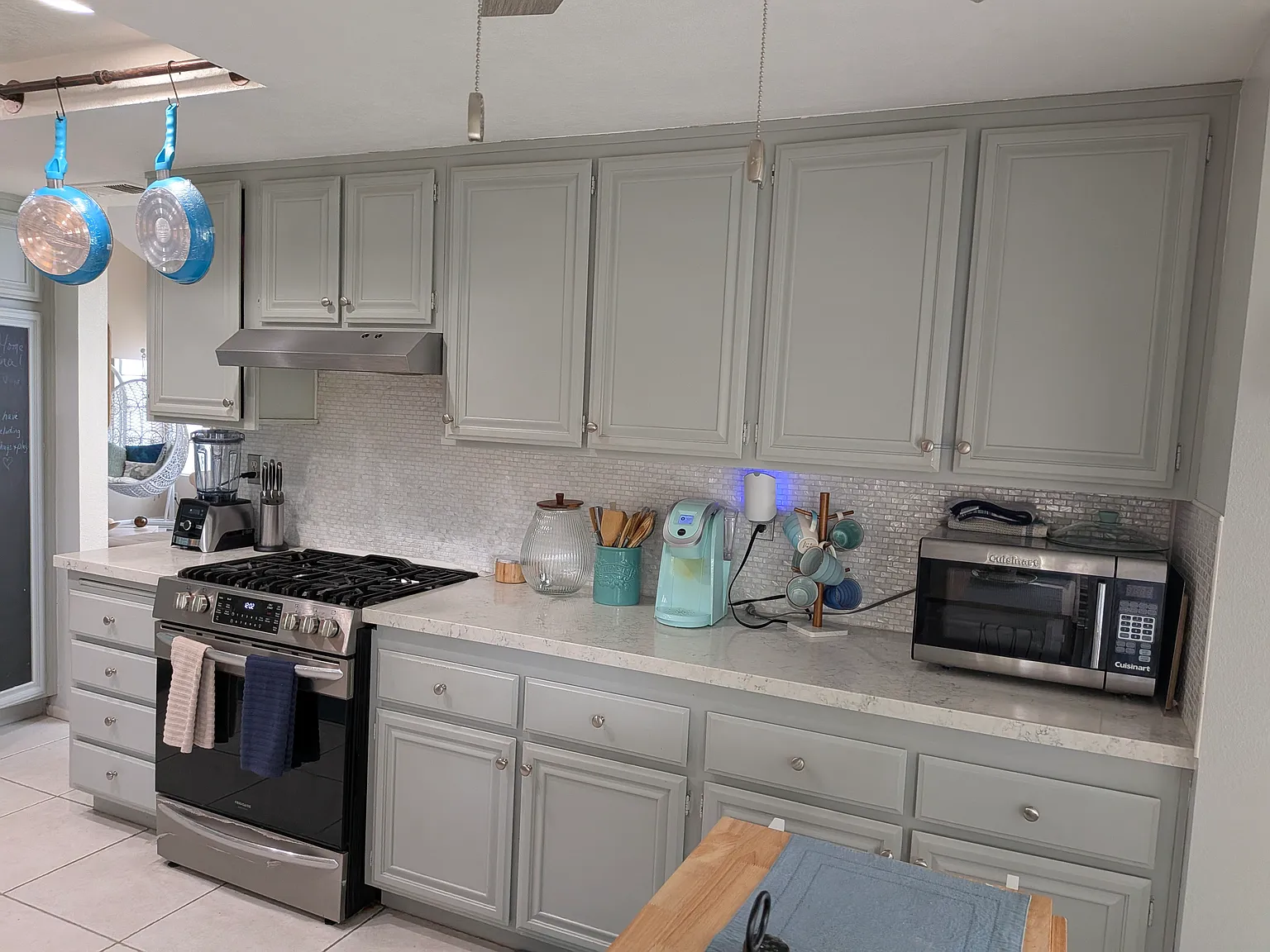 2 bed, 1965 sqft, $2,000 — Photo 3