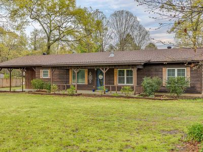 8956 Deblieux Rd, Bastrop, LA, 71220