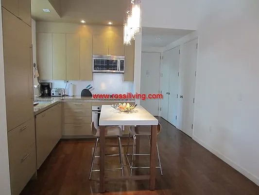 Sold by Rossi Living | media 9