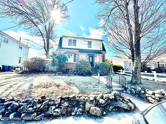 2nd image of 312 Ardsley St