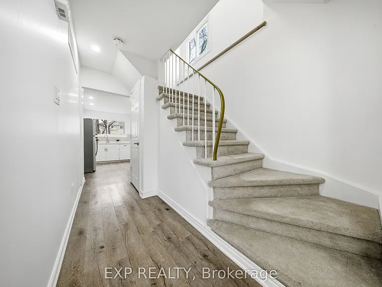 2637 Altadena Ct — Photo 17