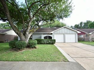 6015 Hoover St, Houston, TX 77092